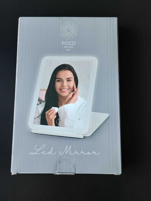 Lusterko z oświetleniem LED