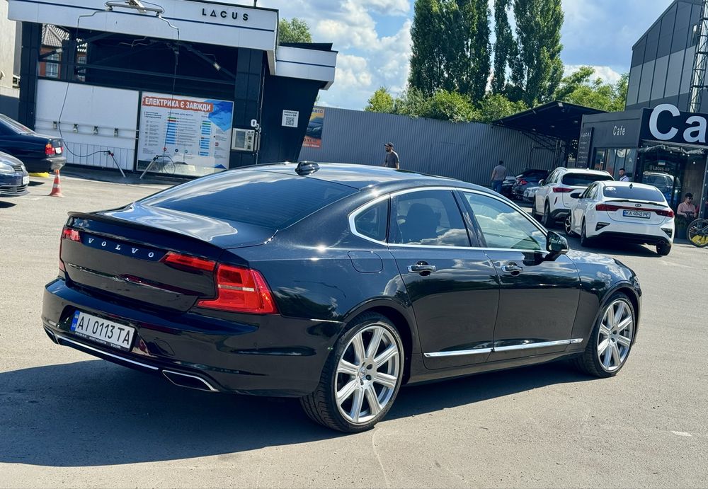 Продам Volvo S90