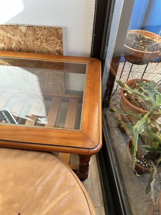 Mesa de centro em madeira