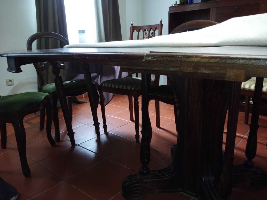 Sala de jantar antiga pau santo