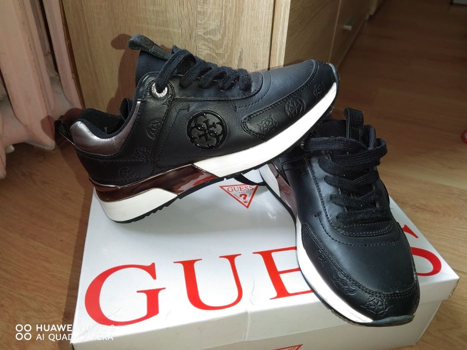 Buty oryginalne Guess