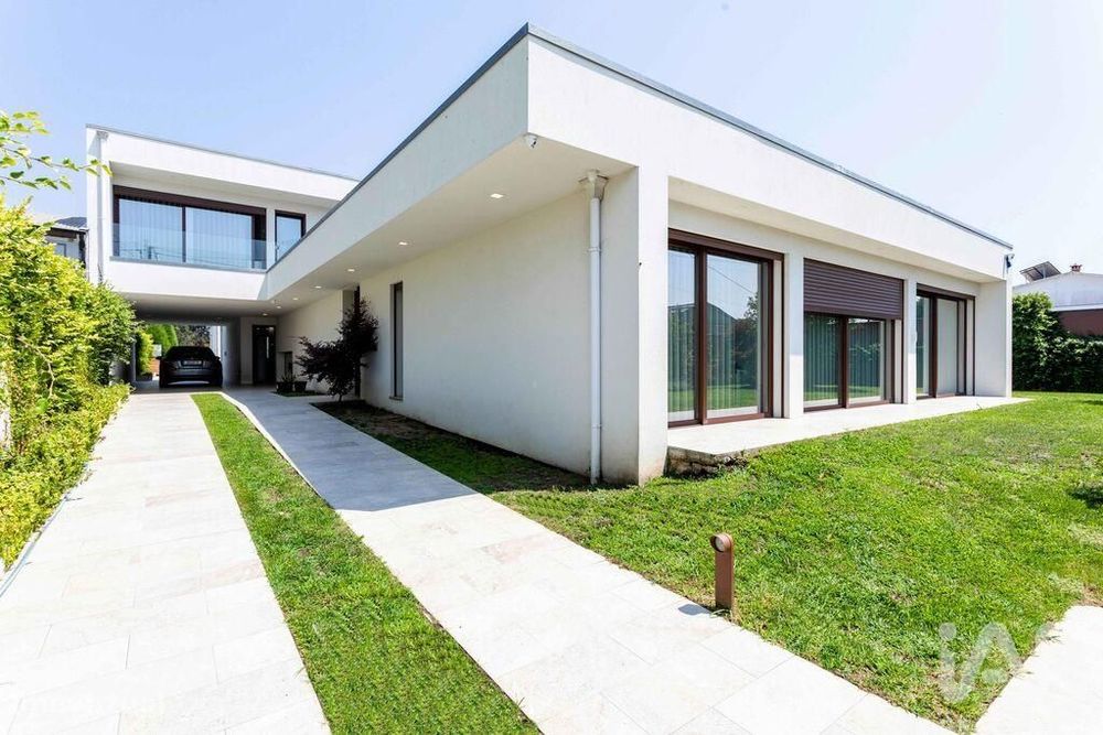 Casa T6 em Santa joana de 667,00 m2