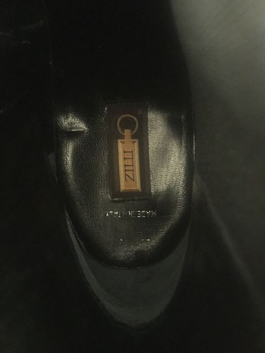 Фееричные фешенебельные сапоги челси ботинки крокодил аллигатор  Zilli