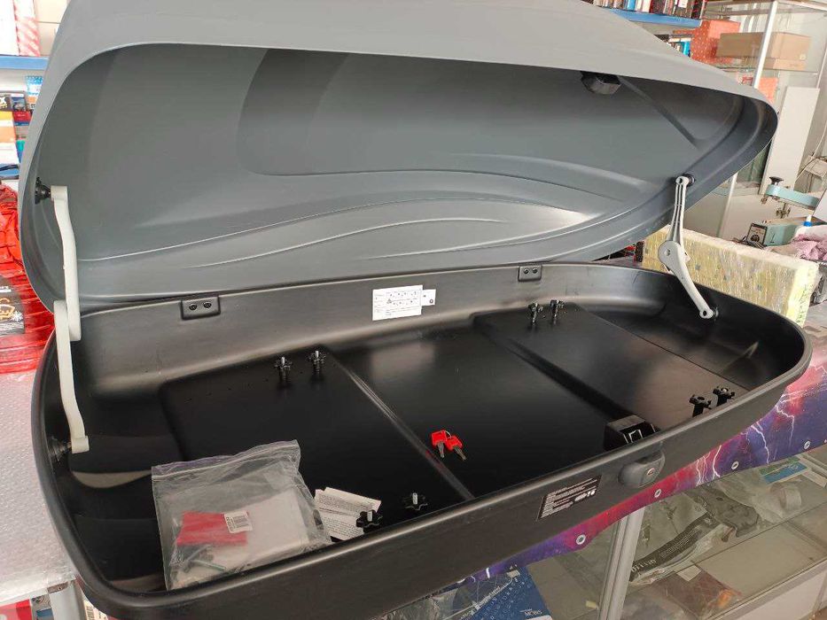 Розпродаж орендних автобоксів багажників Thule Hapro Terra Drive БВ