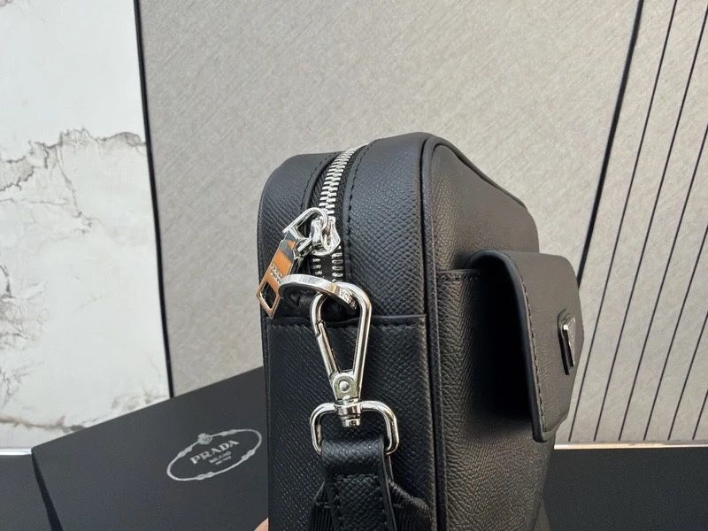 Чоловіча сумка Prada Saffiano прада