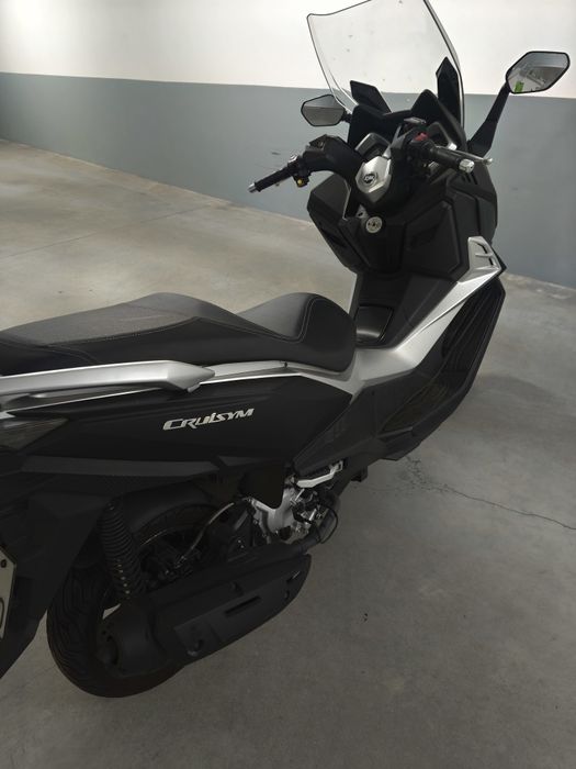 Scooter Cruisym 125