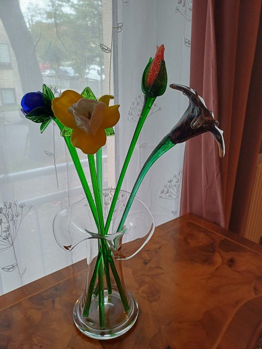 Цветы из цветного стекла винтаж Западная Европа