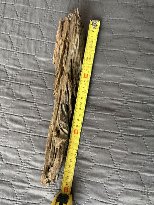 Ozdoby do akwarium, kamienie i korzenie