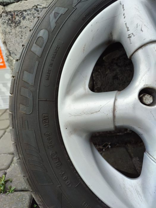 Komplet kół z oponami letnimi 4x108 195/65 R15
