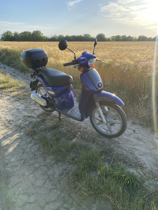 Продам Aprilia scarabeo 100