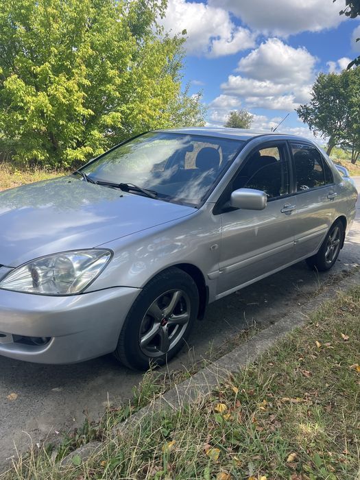 Продам Mitsubishi Lancer 9