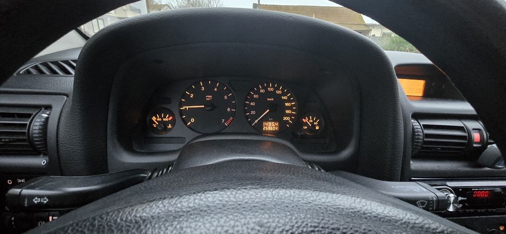 Opel astra 98 gasolina