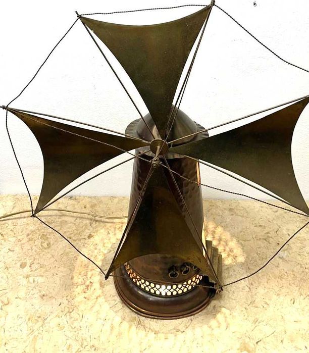 Candeeiro antigo de mesa, moinho em latão 230V