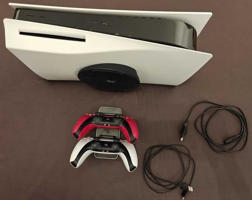 PlayStation 5 Disc Edition (CFI-1116A) – zestaw