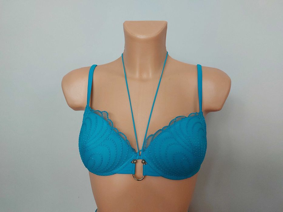Komplet bielizny Intimissimi biustonosz 80B / figi M