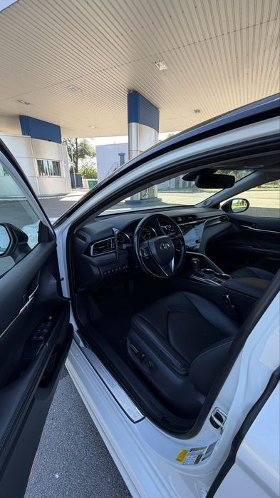 Toyota Camry 70