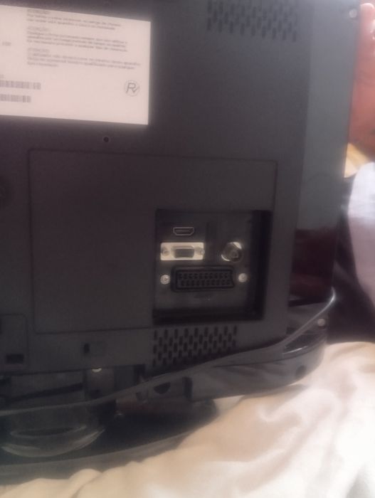 TV LCD Luzor 22 polegadas
