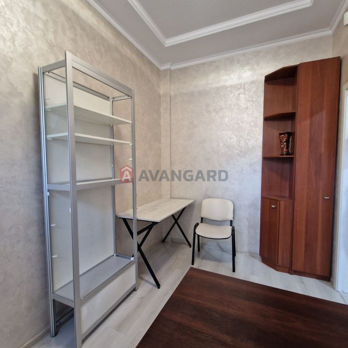 Продам 3к квартиру, лівий берег, ул. Новоселівська (