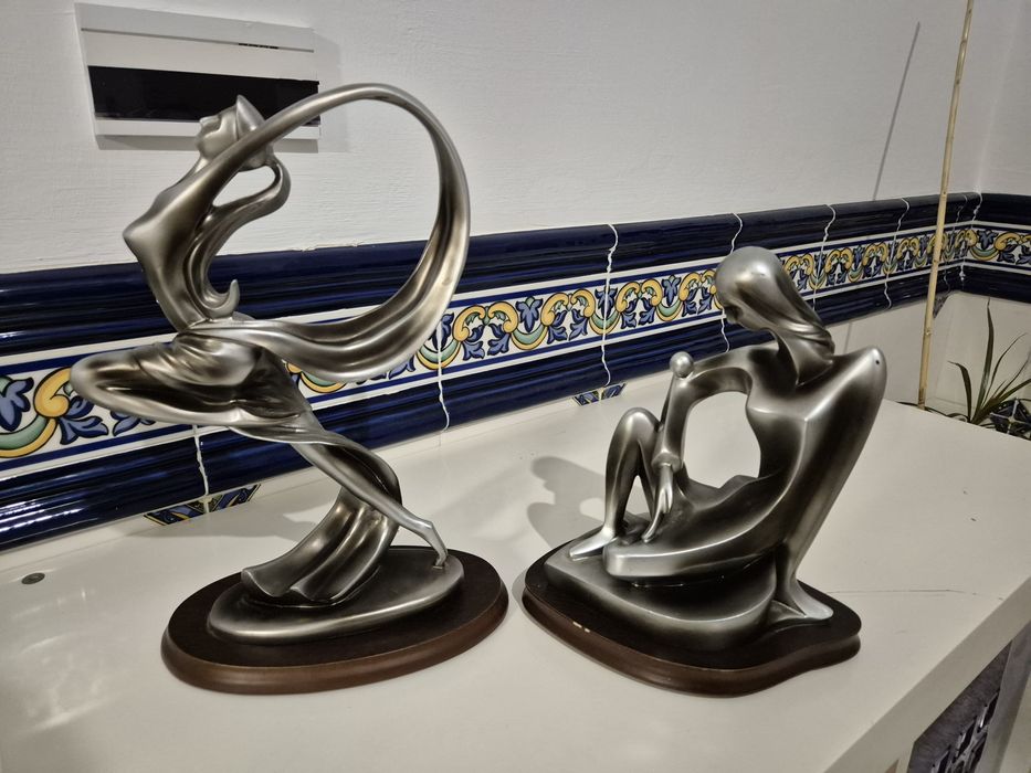 Estatuetas decorativas abstratas