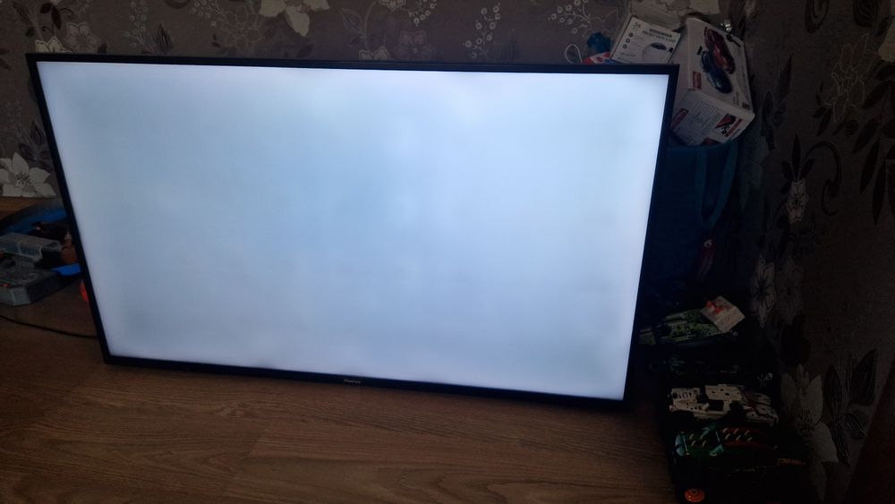 Телевізор 50 дюймів Hisense H50A6100
