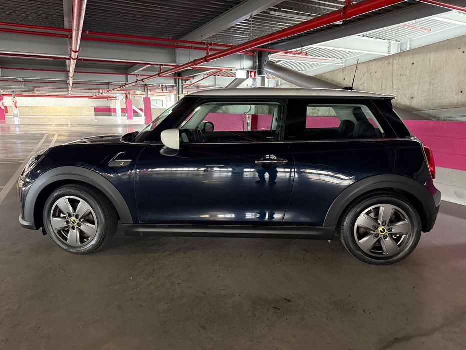 MINI 3 Portas Cooper SE Premium Essential
