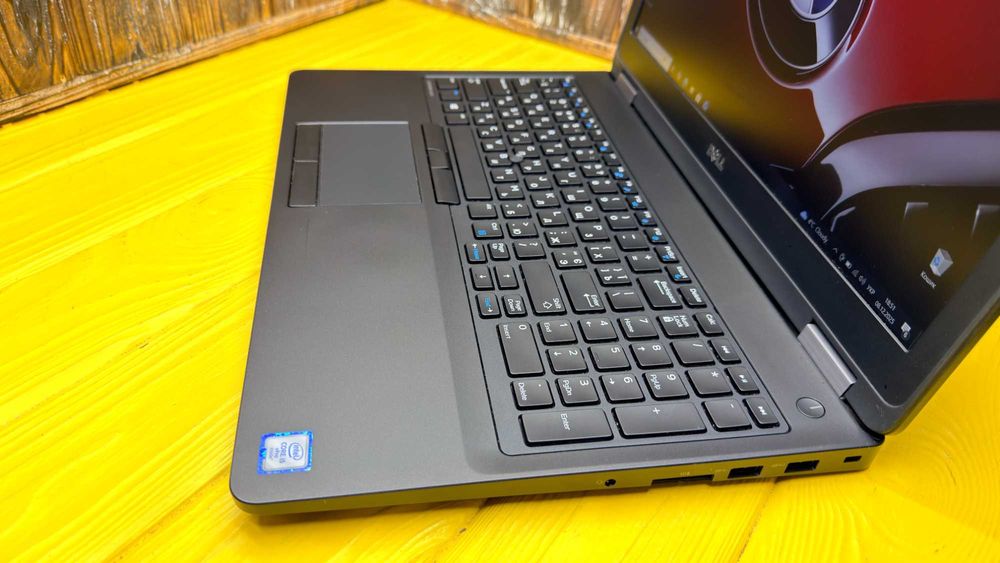 Недорогий Ноутбук Для Роботи і Навчання Dell Latitude E5570 /ГАРАНТІЯ