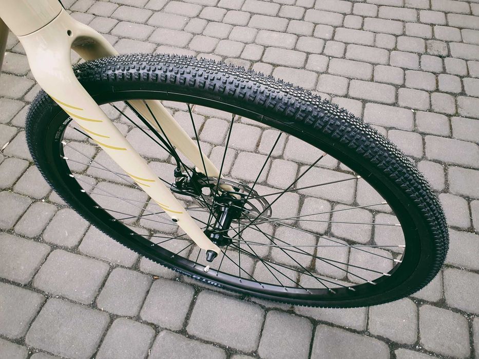 Kross Esker 1.0, beżowy, rozm L (21"), gravel, shimano claris, -26%