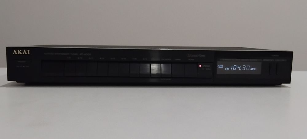 AKAI Tuner Sintonizador Rádio AT-A305