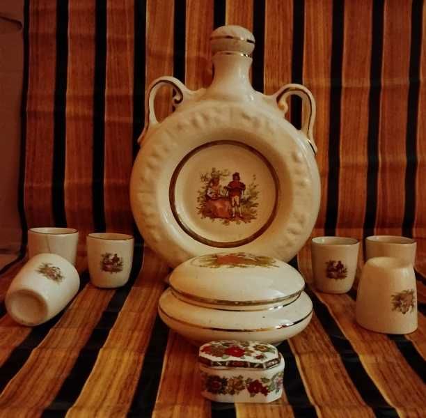 Porcelanowy serwis do nalewek, likierów. Miłość Wiedeńska.