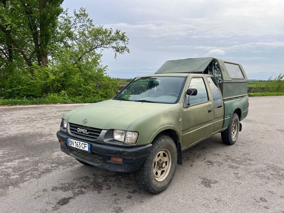 Opel Campo 4 • 4