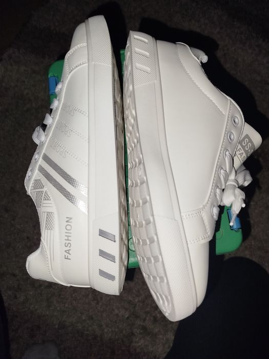 Кросівки, кеди чоловічі