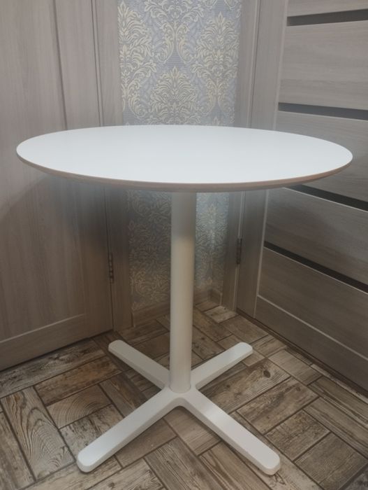 Столи кухонні та офісні