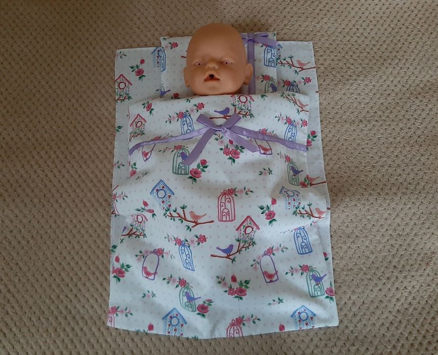 Набір постільної білизни для пупса