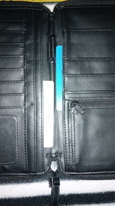 Carteira Mango preta NOVA