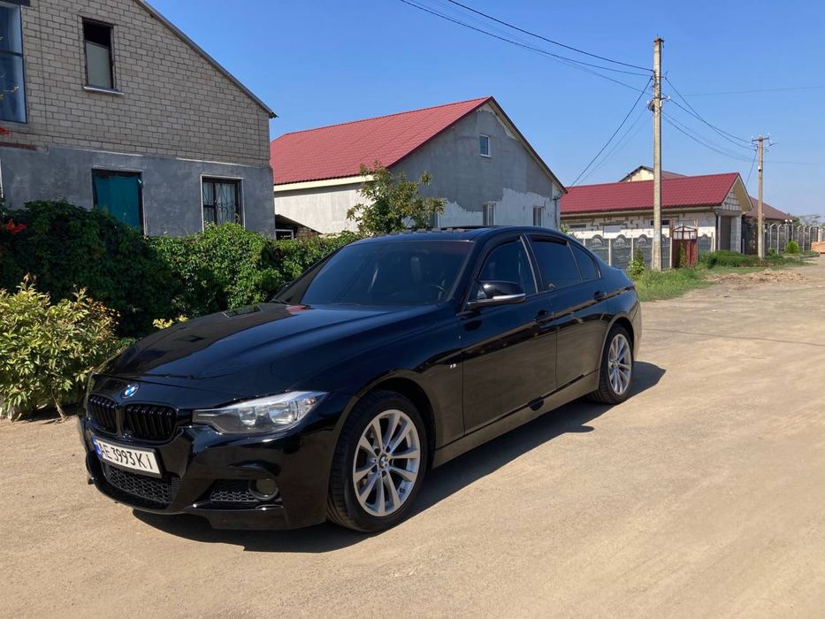БМВ ф30 рестайлинг