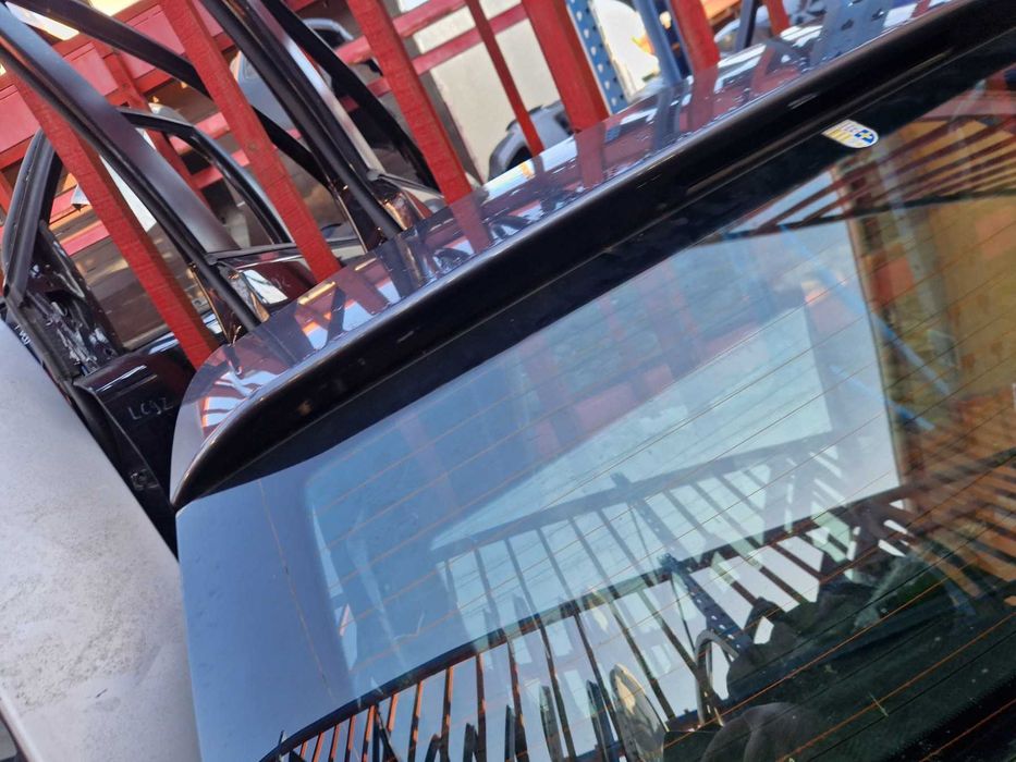 задня кришка багажника універсал Skoda Fabia 2