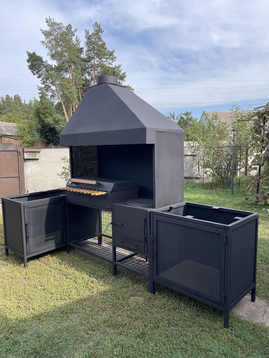 Мангальний комплекс з пічкою та тумбою