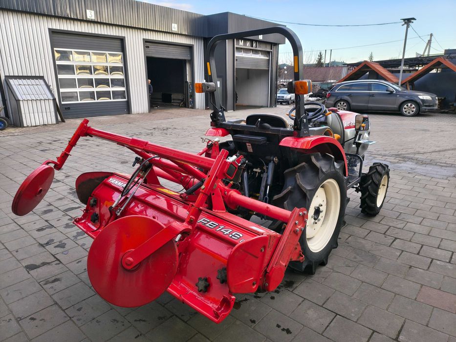 Японський мінітрактор Янмар Yanmar EG 220