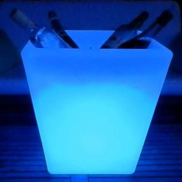 Vasos com iluminação