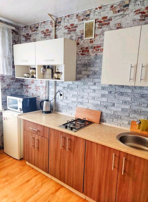 Повноцінна квартира Подобово погодинно Фортечна Малий ринок Іванова