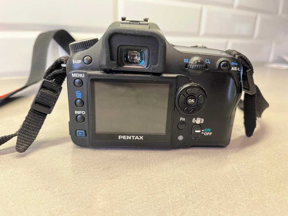 Pentax K100D Super + obiektyw