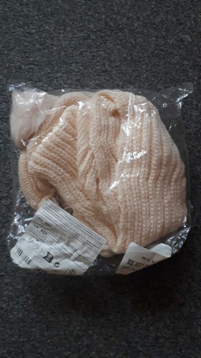 Nowy cieplutki komplet  zima czapka + szalik