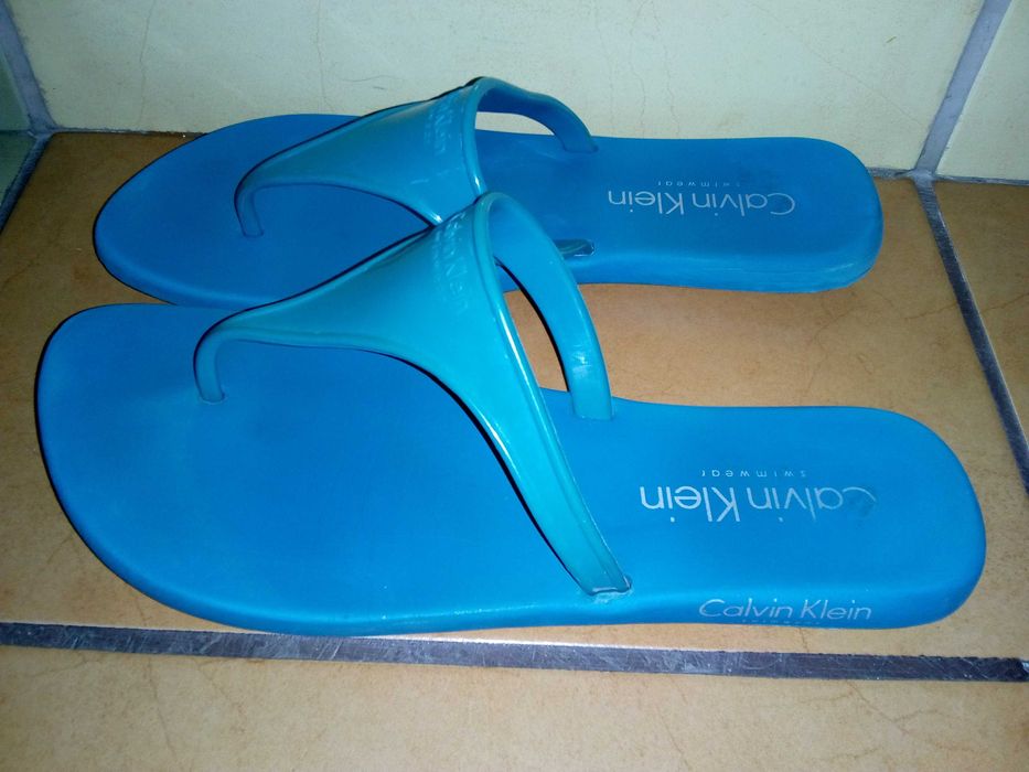 Klapki/Japonki Calvin Klein r.38 wkl.25,5cm Stan idealny