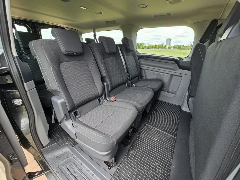 Wynajem bus 9 osobowy Rzeszów BEZ LIMITU KM, obsługa 24h