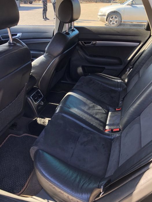 AUDI A6 ALLROUD чорного кольору комфортна в їзді в ідеальному стані!!!