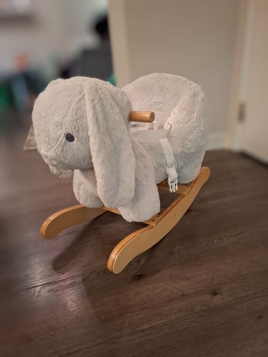 Baloiço Coelho peluche