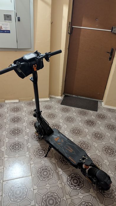 Продам электросамокат