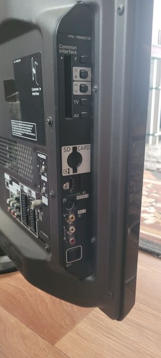 Telewizor panasonic viera plazma  42 cale + tuner dvbt2