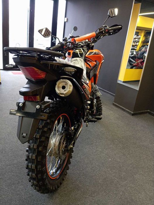 Мотоцикл SPARK SP250D-7