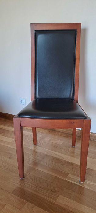 Conjunto de mesa de sala de jantar em cerejeira com 6 cadeiras
